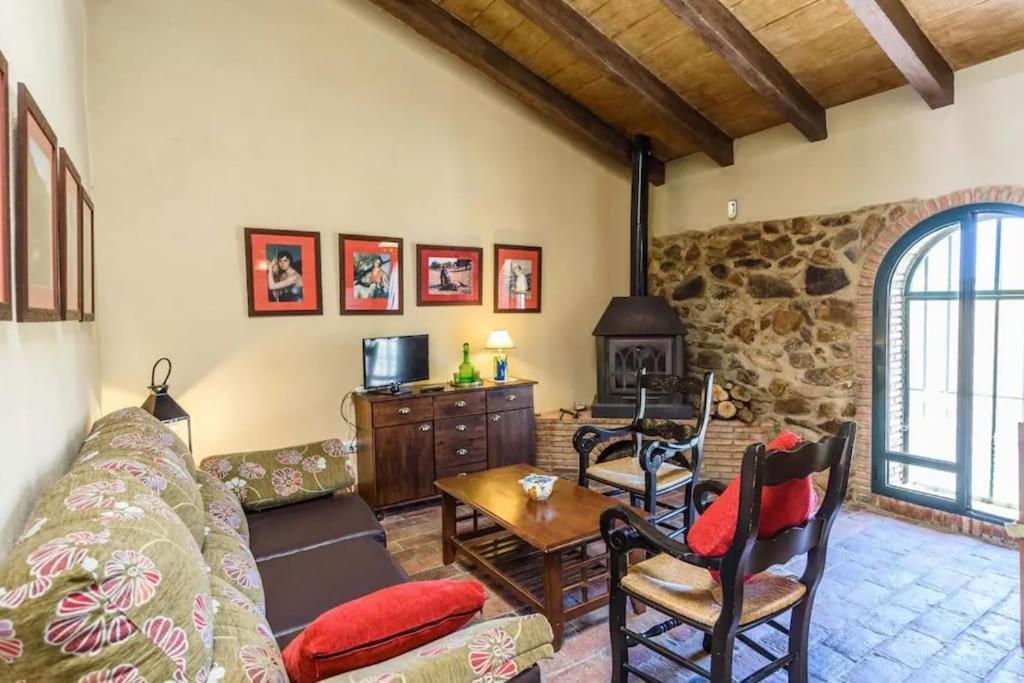 Casa Cortijo En Dehesa Sierra Leon Casa de vacances