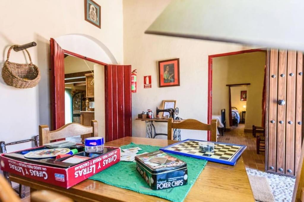 Casa Cortijo En Dehesa Sierra Leon * La Puebla de los Infantes