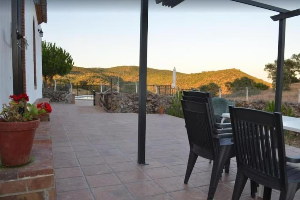 Ferienhaus Casa Cortijo En Dehesa Sierra Leon *