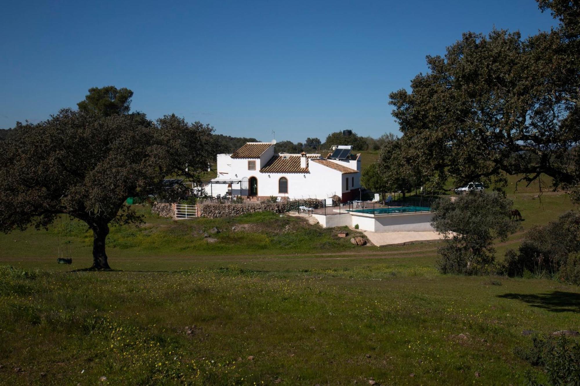 Casa Cortijo En Dehesa Sierra Leon * La Puebla de los Infantes